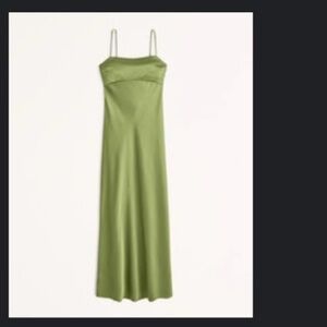 Never been worn silk Abercrombie & Fitch dress